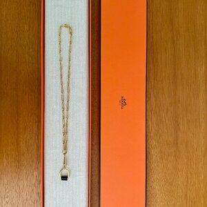 Hermès Heritage Equestre Pendant, Small, Black Leather, Yellow Gold Plated